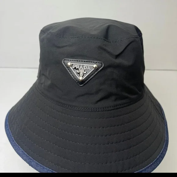 Prada bucket hat - Picture 3 of 8